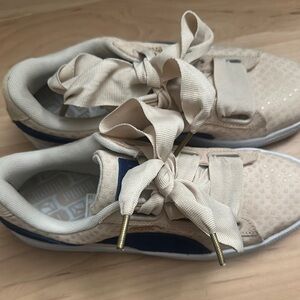 Puma Women's Sneakers in Cream and Blue